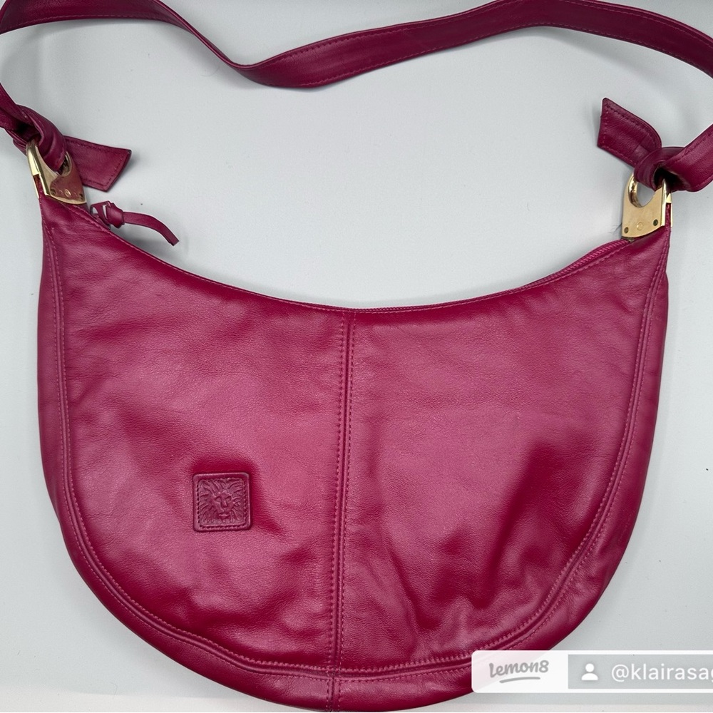 Elegant Pink Leather Shoulder Bag